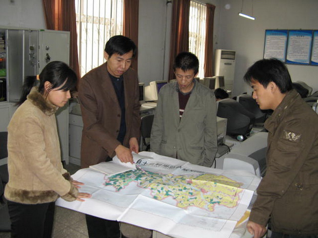 说明: //www.zhubovideo.com/__local/A/71/FC/E07028F152448BC898DC4392F60_D09E9A33_1A8BF.jpg