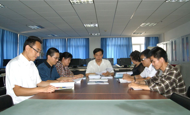 说明: //www.zhubovideo.com/__local/C/1F/8B/CA179F4E4A268BBEE01992353CF_BEED5ED3_15622.jpg