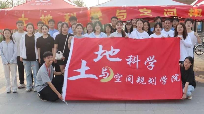 53ee614d7ccf9433298f40e0db598c24